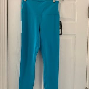 Women’s athletic leggings